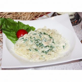 Fettuçini toyuqlu ispanaqlı