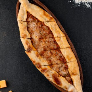 Pide pendir və qıyma ilə ( 280 - 320 )